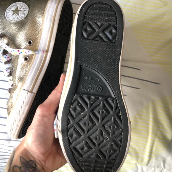 GOLD CONVERSE - Picture 4 of 5